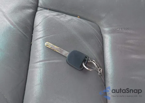 2003 Honda Odyssey Ex-L from USA, damaged, VIN 5FNRL18913B084682